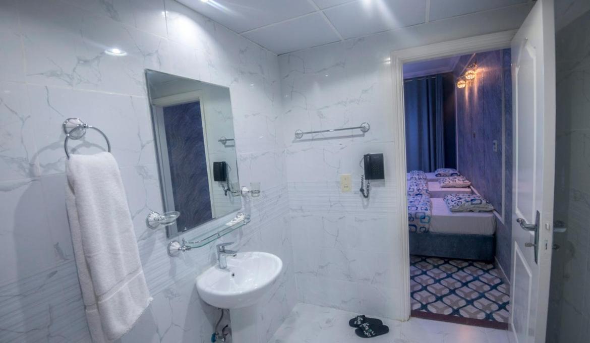 Dreamwhite Hotel Dubai Exterior photo